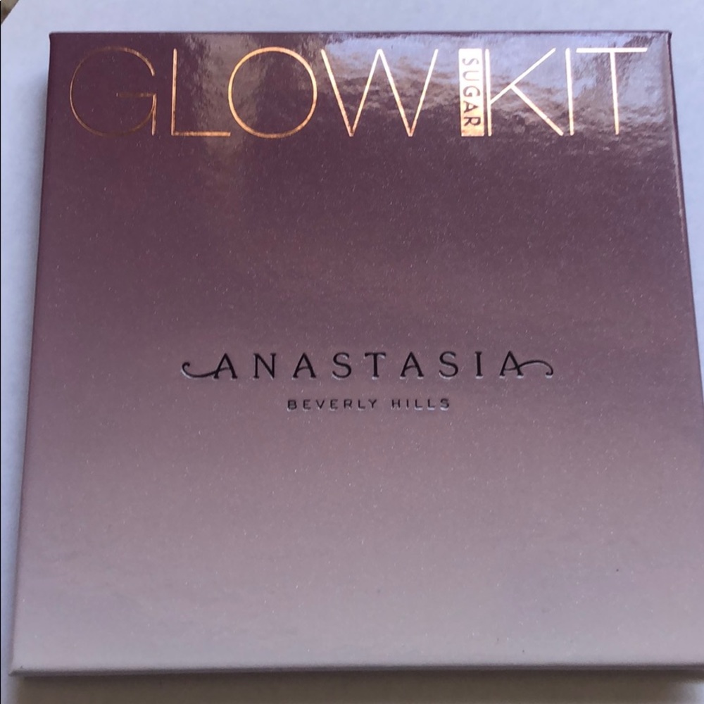 New Anastasia Beverly Hills Glow Sugar Kit
